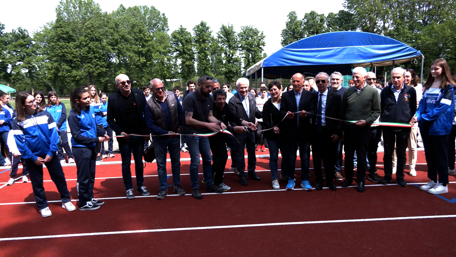 Inaugurata La Nuova Pista Di Atletica Cr Telecolor 8997